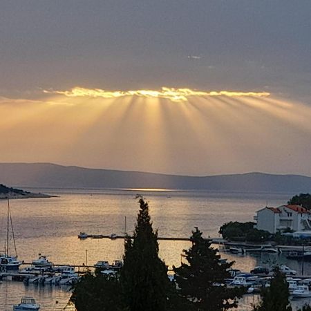 Apartmani Lana Rab Kampor Esterno foto