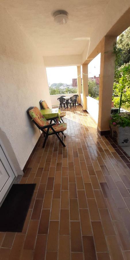 Apartmani Lana Rab Kampor Esterno foto